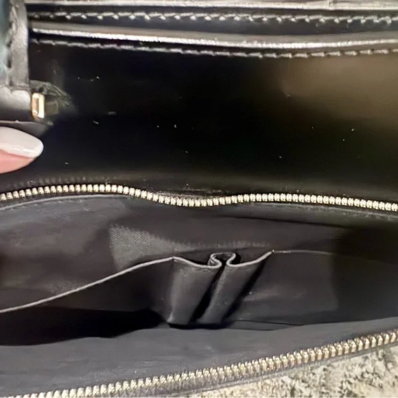 Louis Vuitton Epi Leather Briefcase/Satchel. Fast shipping. - Picture 6 of 13